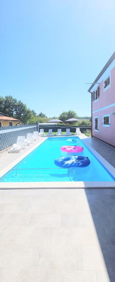 Apartmani Radmila Nova Vas  Екстериор снимка