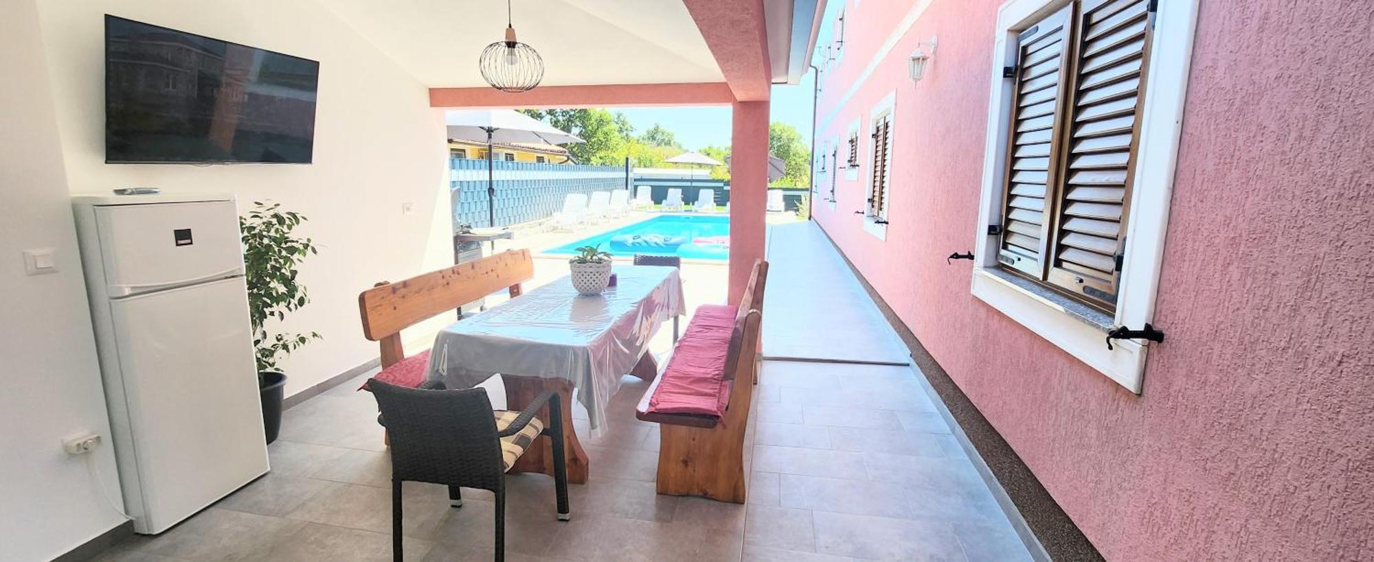 Apartmani Radmila Nova Vas  Екстериор снимка